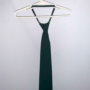 Dark green zip-up tie-size:OS                                ~Brand:Henry Segal